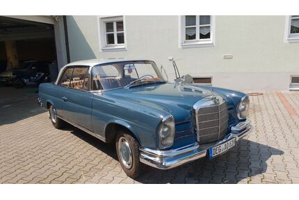 Mercedes-Benz 220 Gebrauchtwagen