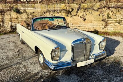 Mercedes-Benz 220 Gebrauchtwagen