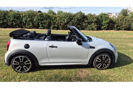 Mercedes-Benz Cooper S Cabrio 