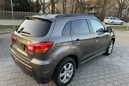 Mitsubishi ASX 4WD 1.8 DID Instyle*Leder,Navi,Xenon* 