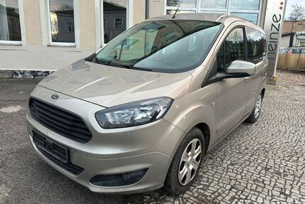 Ford Tourneo Courier Gebrauchtwagen