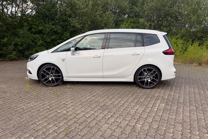 Opel Zafira Tourer Gebrauchtwagen