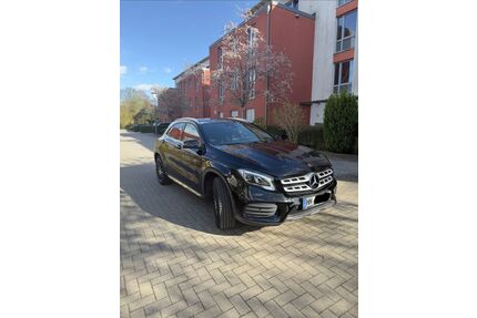 Mercedes-Benz GLA 180 Gebrauchtwagen