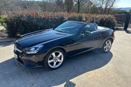 Mercedes-Benz SLC 180 Gebrauchtwagen