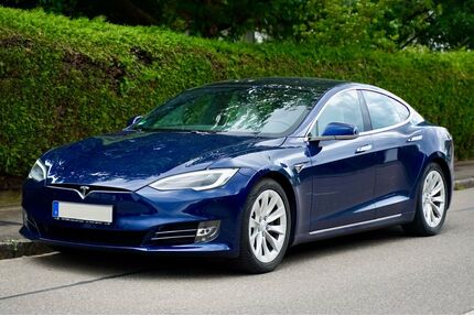 Tesla Model S Gebrauchtwagen