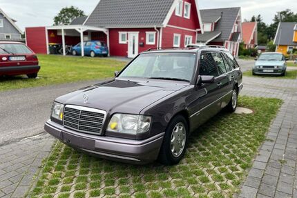 Mercedes-Benz 220 Gebrauchtwagen