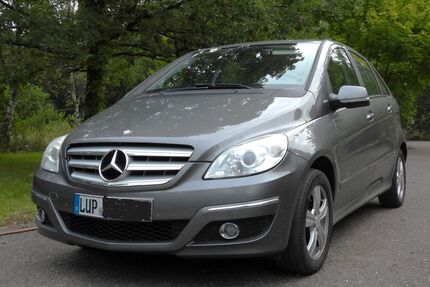 Mercedes-Benz B 180 Gebrauchtwagen