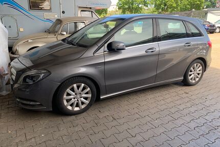 Mercedes-Benz B 180 Gebrauchtwagen