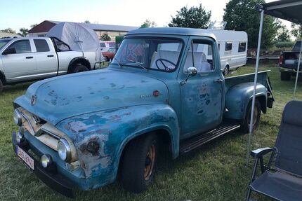 Ford F 100 