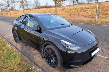 Tesla Model Y Gebrauchtwagen