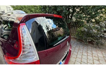 Renault Grand Scenic Gebrauchtwagen