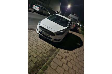 Ford S-Max Gebrauchtwagen