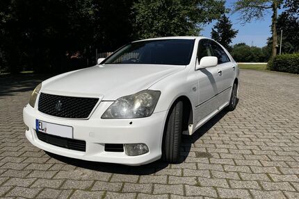 Toyota Crown Gebrauchtwagen