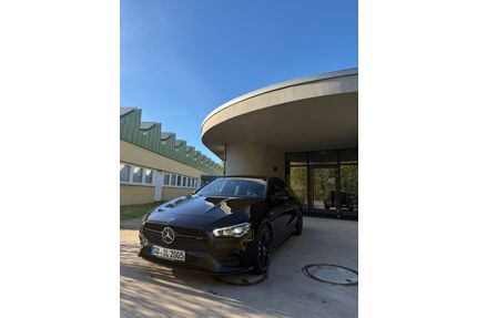 Mercedes-Benz CLA 35 AMG Shooting Brake Gebrauchtwagen
