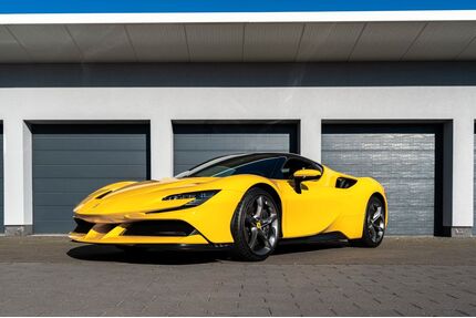 Ferrari SF90 Gebrauchtwagen
