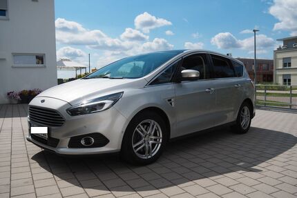 Ford S-Max Gebrauchtwagen