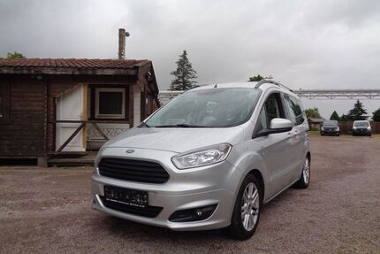 Ford Tourneo Courier Gebrauchtwagen