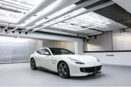 Ferrari GTC4Lusso Gebrauchtwagen