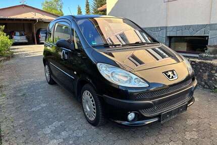 Peugeot 1007 Gebrauchtwagen