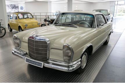 Mercedes-Benz 220 Gebrauchtwagen