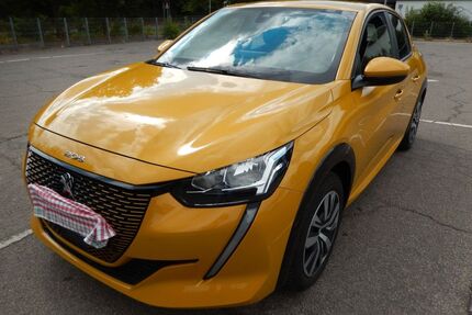 Peugeot e-208 Gebrauchtwagen