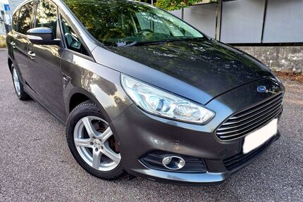 Ford S-Max Gebrauchtwagen