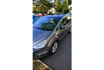Ford S-Max Gebrauchtwagen