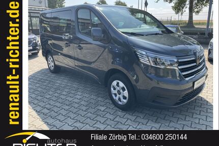 Mitsubishi Trafic 