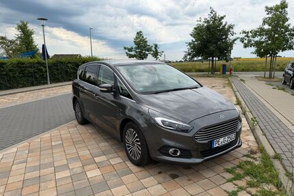 Ford S-Max Gebrauchtwagen