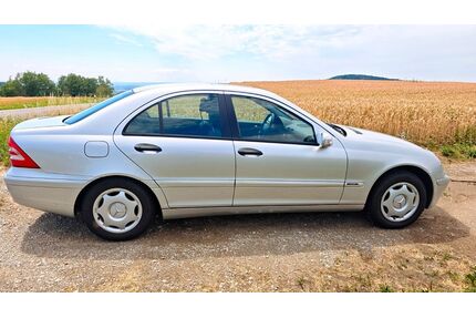 Mercedes-Benz C 180 Gebrauchtwagen