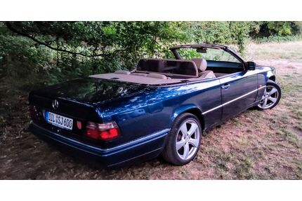 Mercedes-Benz E 220 Gebrauchtwagen