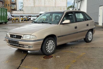 Opel Astra Gebrauchtwagen