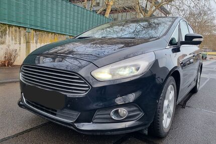 Ford S-Max Gebrauchtwagen