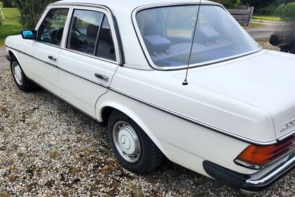 Mercedes-Benz 200 Gebrauchtwagen