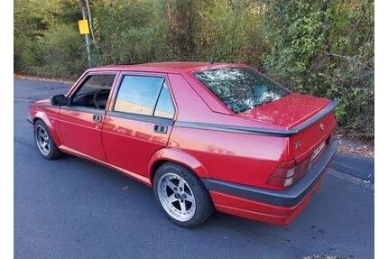 Alfa Romeo 75 Gebrauchtwagen