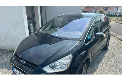 Ford S-Max Gebrauchtwagen