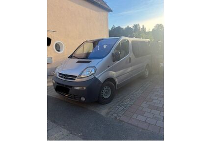 VW Vivaro 