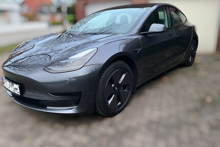 Tesla Model 3 Gebrauchtwagen