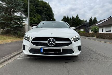 Mercedes-Benz 220 Gebrauchtwagen