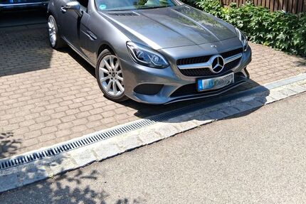 Mercedes-Benz SLC 180 Gebrauchtwagen