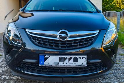 Opel Zafira Tourer Gebrauchtwagen