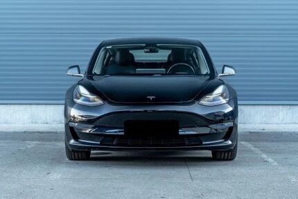 Tesla Model 3 Gebrauchtwagen