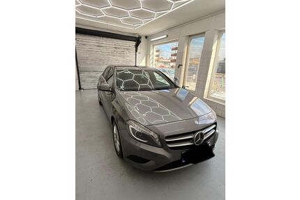 Mercedes-Benz A 200 Gebrauchtwagen