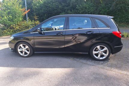 Mercedes-Benz B 180 Gebrauchtwagen