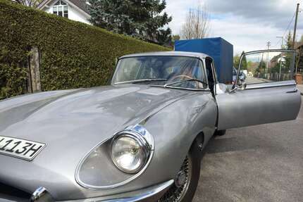 Jaguar E-Type 