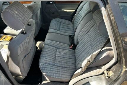 Mercedes-Benz 230 Gebrauchtwagen