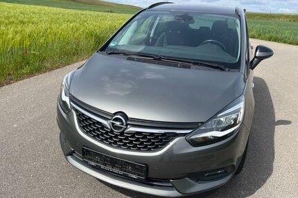 Opel Zafira Tourer Gebrauchtwagen