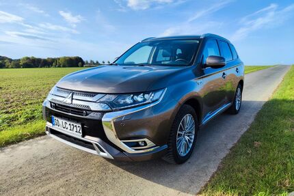 Mitsubishi Plug-in Hybrid Outlander Gebrauchtwagen