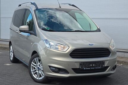 Ford Tourneo Courier Gebrauchtwagen