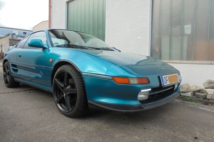 Toyota MR 2 Gebrauchtwagen